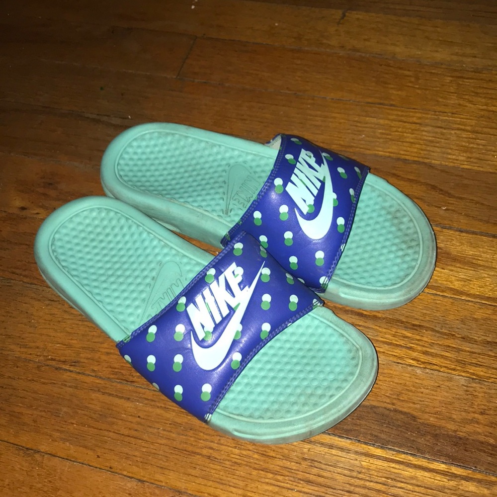nike slides